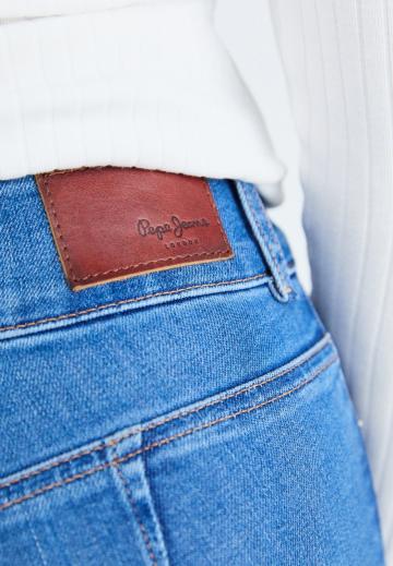 Клешеные джинсы