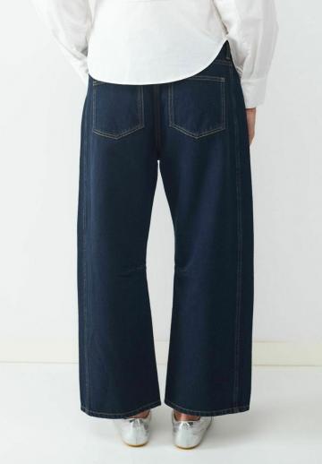 Свободные джинсы