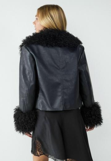 Кожаная куртка