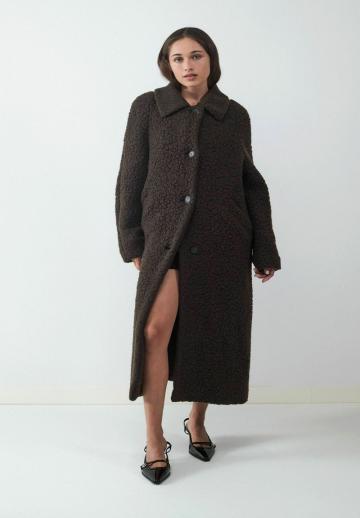 Шерстяное пальто