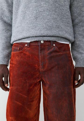 Прямые джинсы