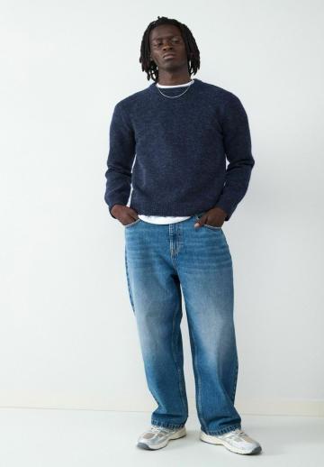 Прямые джинсы