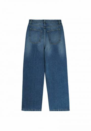 Прямые джинсы