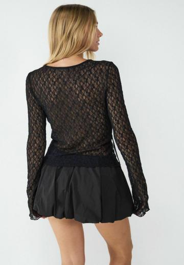 Кружевная блузка