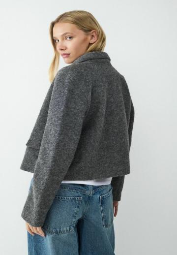 Короткая куртка