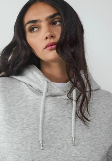 Пуловер с капюшоном