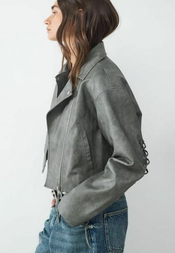 Короткая куртка