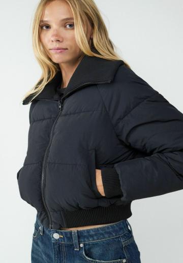 Короткая куртка