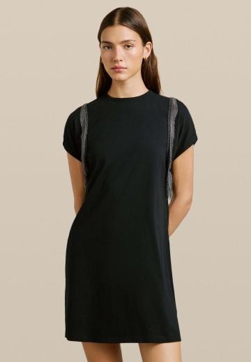 Короткое платье