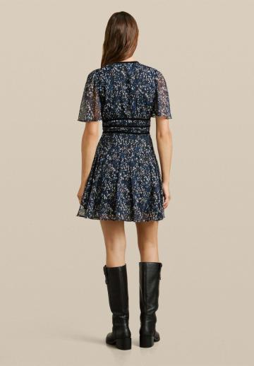 Короткое платье