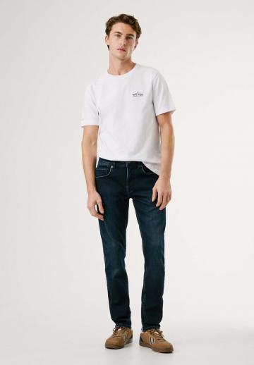 Узкие джинсы