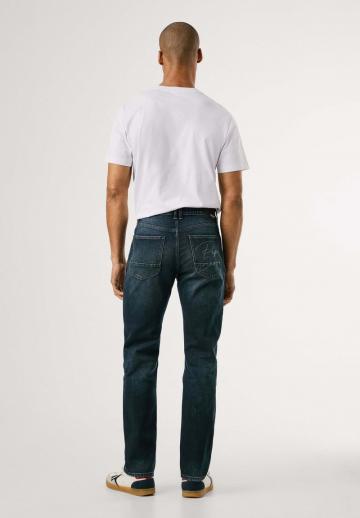 Узкие джинсы