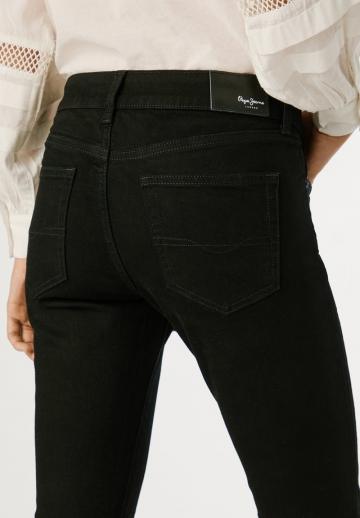 Узкие джинсы