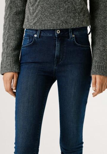 Узкие джинсы