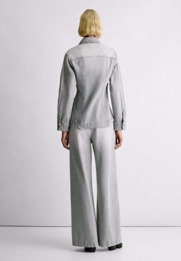 Джинсовая куртка