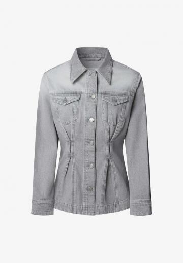 Джинсовая куртка