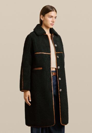 Короткое пальто