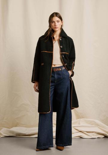 Короткое пальто