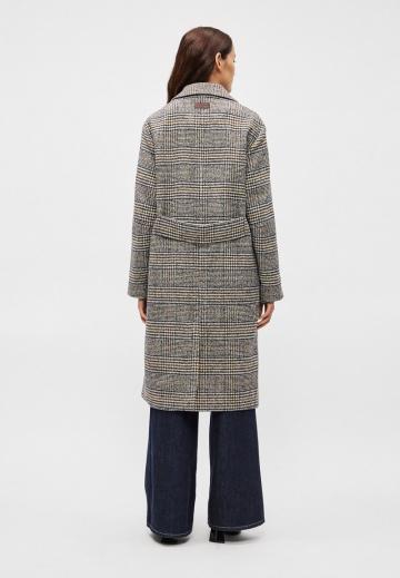 Шерстяное пальто