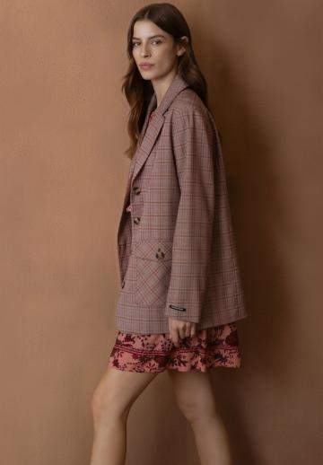 Короткое пальто