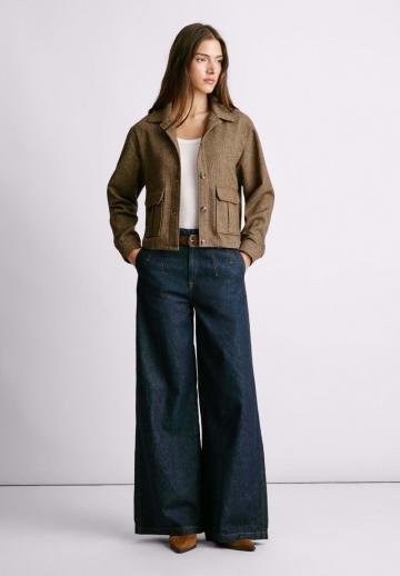 Блейзер с накладными карманами