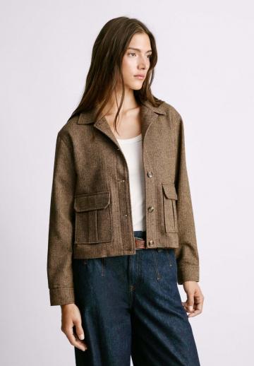 Блейзер с накладными карманами