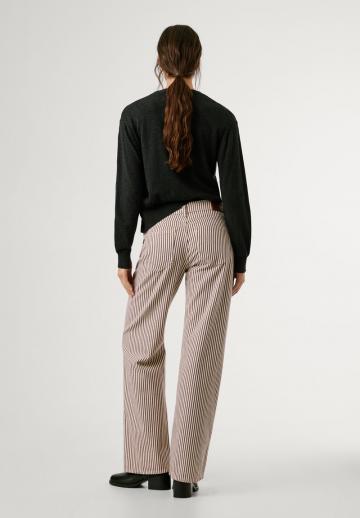 Свободные джинсы