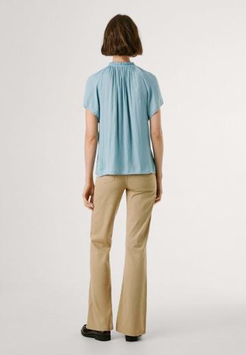 Атласная блузка