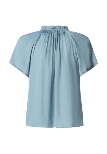 Атласная блузка