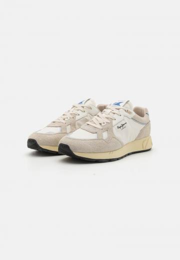 Гандбольные кроссовки