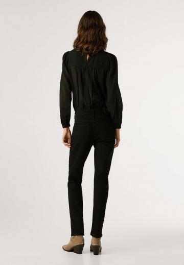 Узкие джинсы