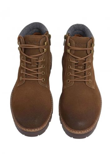 Ботинки на шнуровке