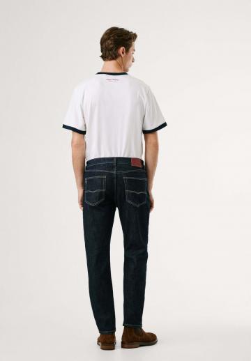 Узкие джинсы