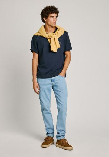 Прямые джинсы