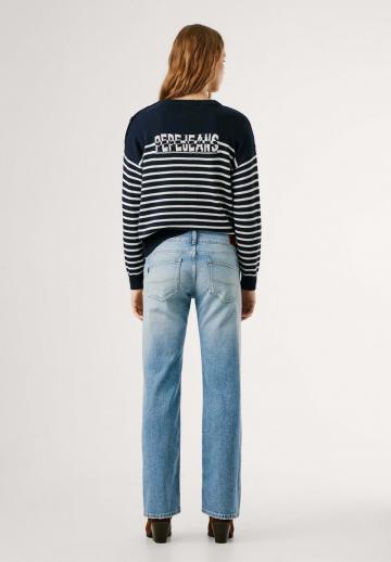 Прямые джинсы