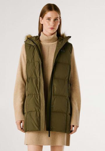 Длинный жилет