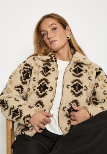 Флисовая куртка