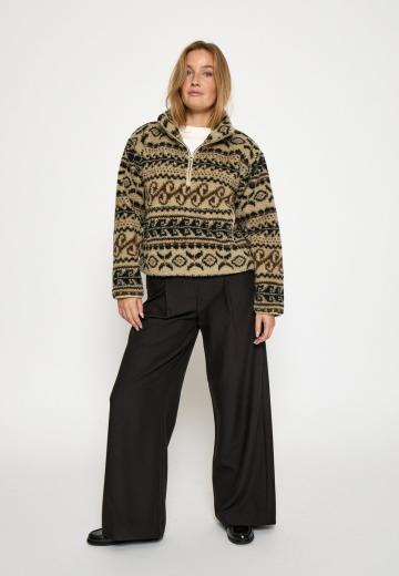 Флисовая куртка