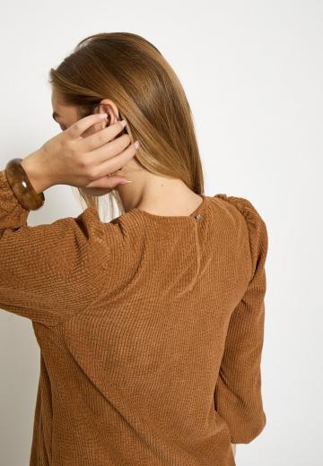 Вязаное платье