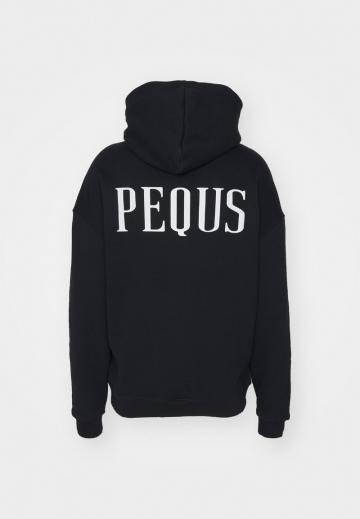 Пуловер с капюшоном