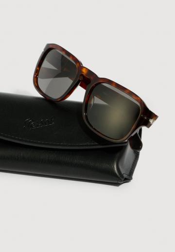 Солнечные очки