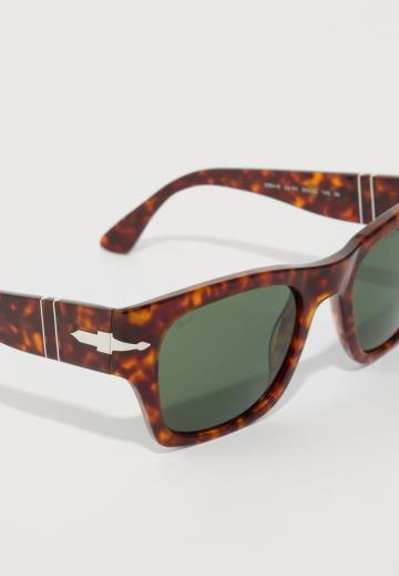 Солнечные очки