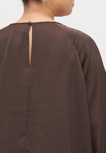 Атласная блузка