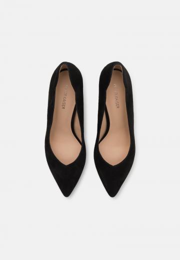 Туфли на высоком каблуке