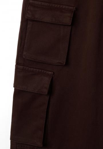 Брюки с накладными карманами