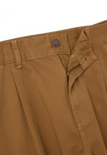 Брюки с накладными карманами