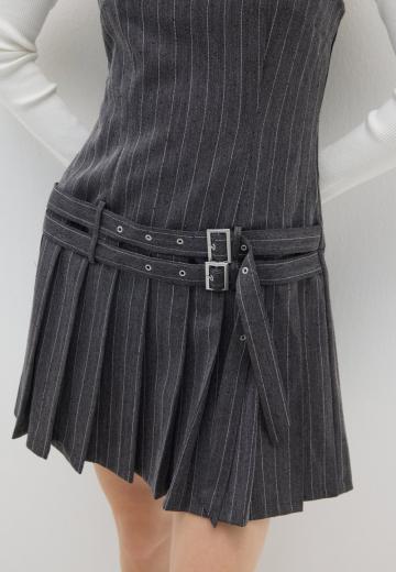 Короткое платье