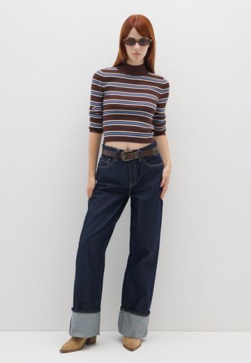 Пуловер в полоску