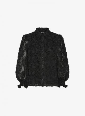 Кружевная блузка