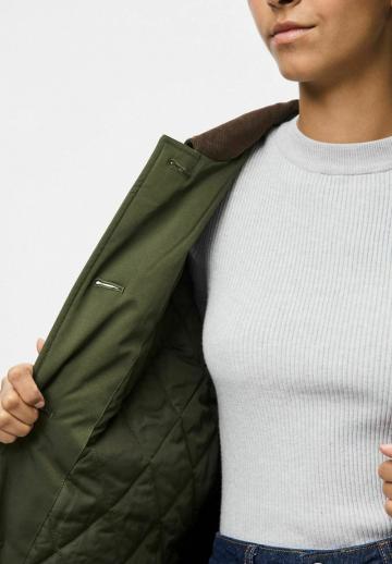 Шерстяное пальто